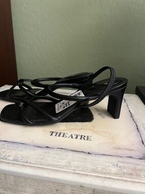 Bandolino Black Strappy Slingback Heeled Sandals